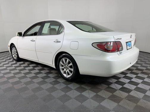 2004 Lexus ES 330 Base