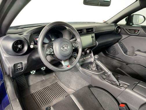2024 Toyota GR86 Premium