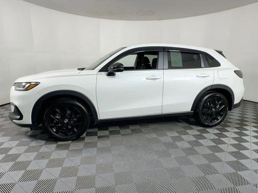 2025 Honda HR-V 2WD Sport