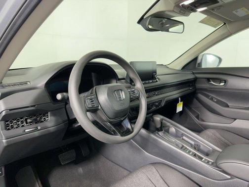 2025 Honda Accord LX 1.5T