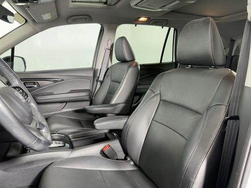 2021 Honda Pilot AWD Elite