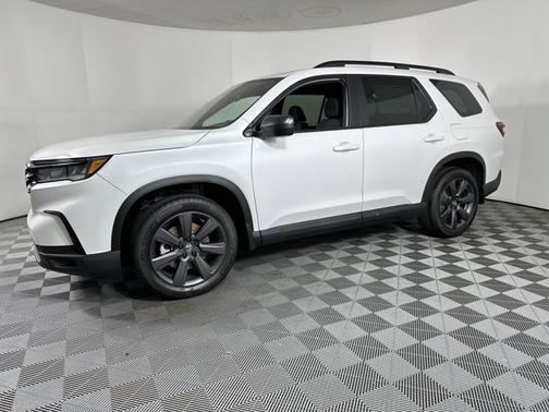 2025 Honda Pilot Sport