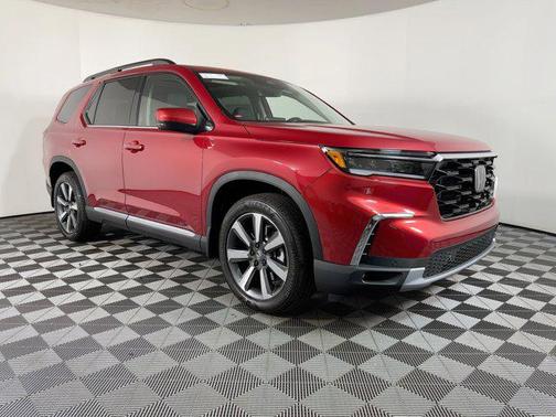 2025 Honda Pilot Touring 8-Passenger