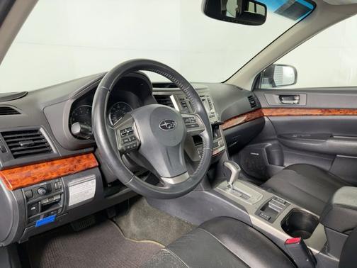 2012 Subaru Outback 2.5i Limited