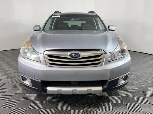 2012 Subaru Outback 2.5i Limited