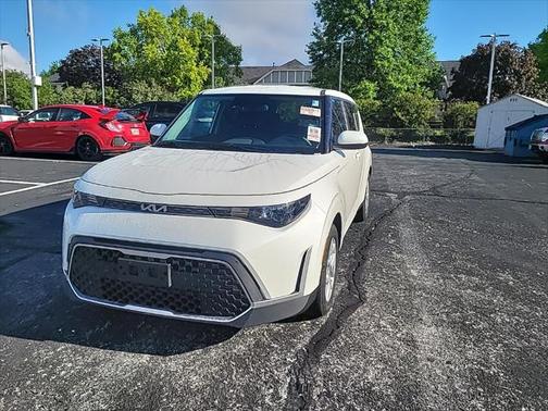 2024 Kia Soul LX