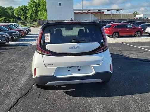 2024 Kia Soul LX