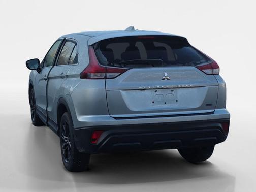 2024 Mitsubishi Eclipse Cross LE