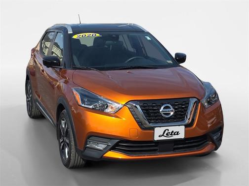 2020 Nissan Kicks SR