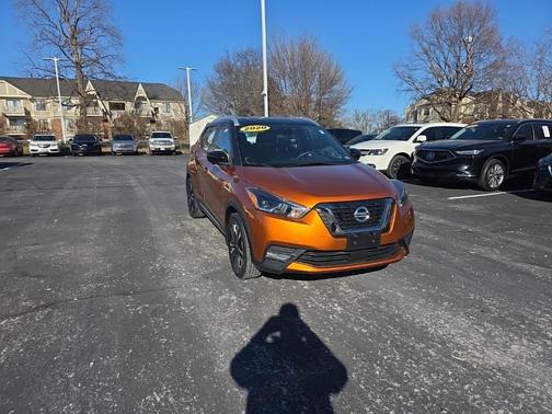 2020 Nissan Kicks SR