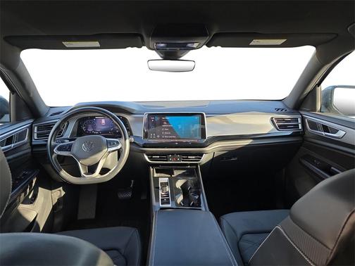 2024 Volkswagen Atlas Cross Sport 2.0T SE w/Technology 4MOTION