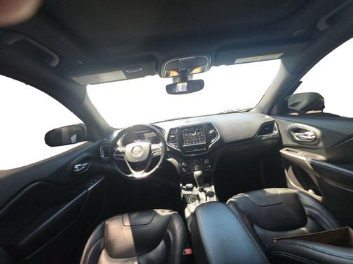 Diamond Black Crystal Pearlcoat 2020 Jeep Cherokee Limited