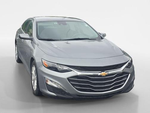 Sterling Gray Metallic 2024 Chevrolet Malibu FWD 1LT