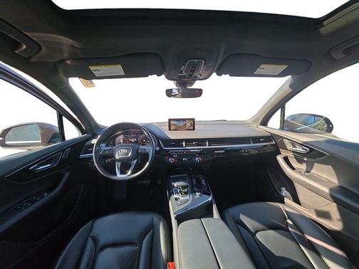 2019 Audi Q7 55 Premium Plus