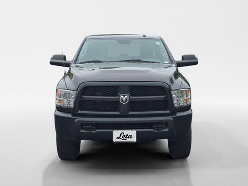 Granite Crystal Metallic Clearcoat 2017 RAM 3500 Tradesman Crew Cab 4x4 6'4' Box