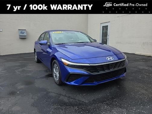2024 Hyundai ELANTRA SE