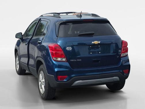 Pacific Blue Metallic 2020 Chevrolet Trax LT