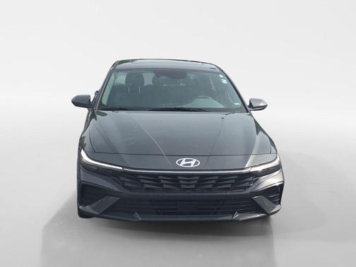 Ecotronic Gray 2025 Hyundai ELANTRA SEL