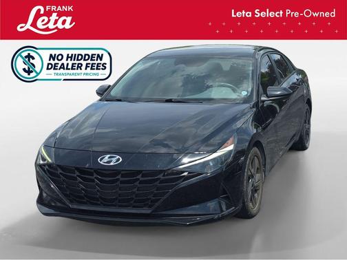 Phantom Black 2022 Hyundai ELANTRA SEL
