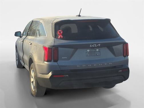 2022 Kia Sorento LX