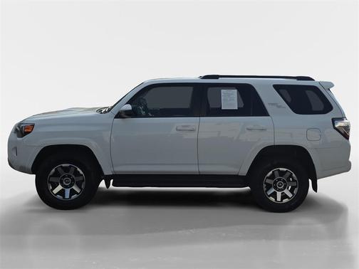 2024 Toyota 4Runner TRD Off Road