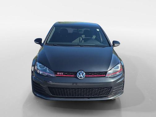 2017 Volkswagen Golf GTI 2.0T SE 4-Door