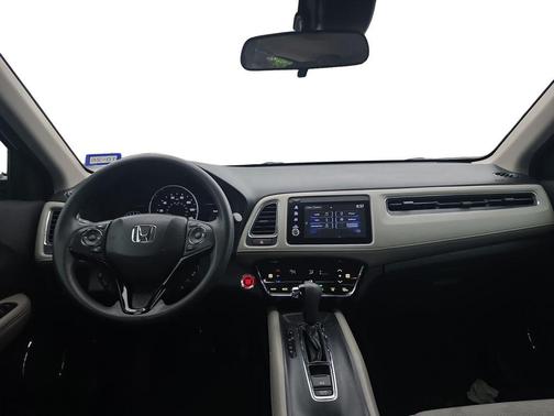 Platinum White Pearl 2021 Honda HR-V EX