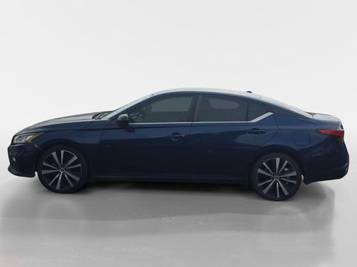 Deep Blue Pearl 2021 Nissan Altima SR FWD