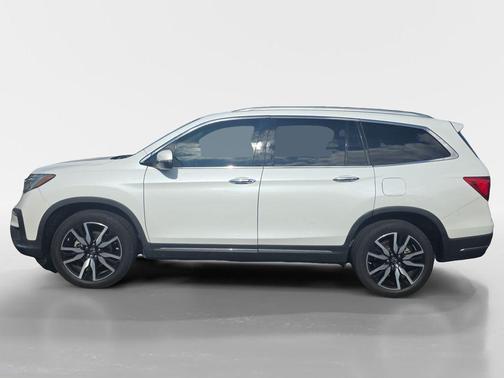 Platinum White Pearl 2020 Honda Pilot Touring 8-Passenger
