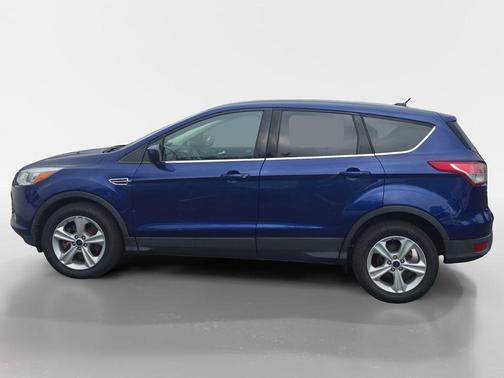 Deep Impact Blue 2016 Ford Escape SE