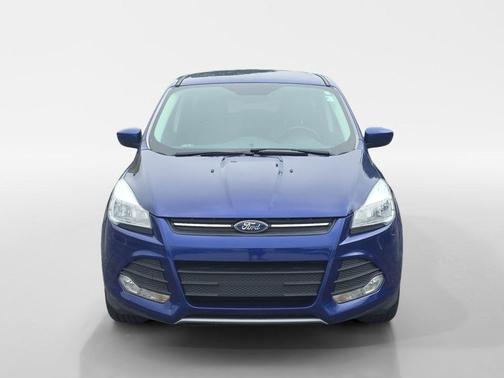 Deep Impact Blue 2016 Ford Escape SE