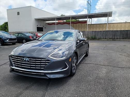 2023 Hyundai SONATA Hybrid Base