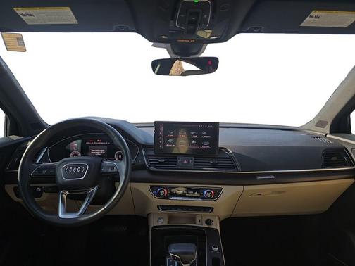 Glacier White Metallic 2021 Audi Q5 45 Prestige