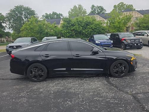 Ebony Black 2021 Kia K5 EX