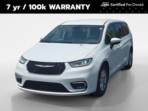 Bright White Clearcoat 2023 Chrysler Pacifica Touring L