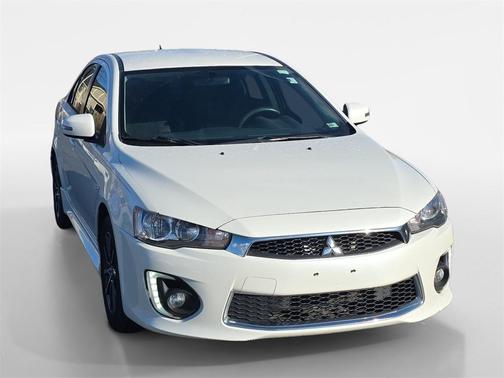 2017 Mitsubishi Lancer ES