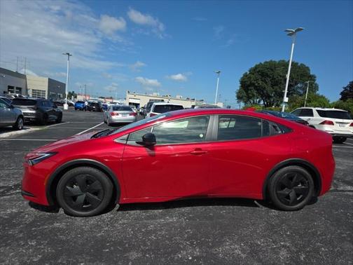 2024 Toyota Prius LE
