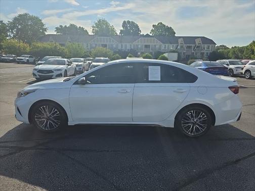 2022 Kia Forte GT-Line