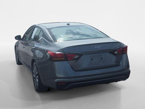 Gun Metallic 2024 Nissan Altima 2.5 SV