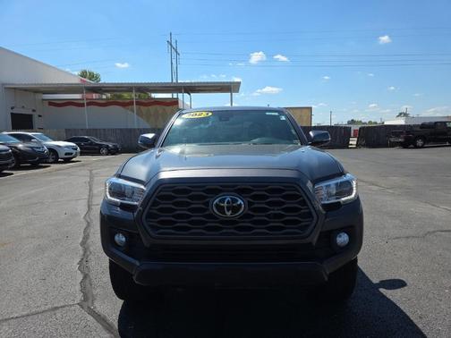 2023 Toyota Tacoma TRD Off-Road