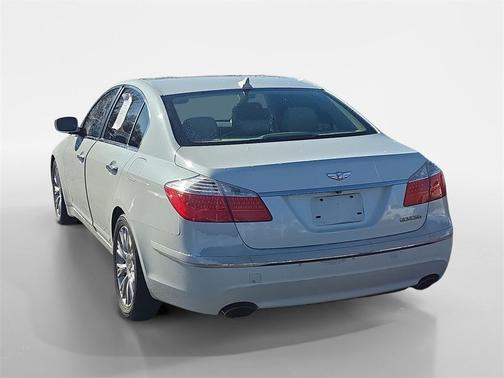 2010 Hyundai Genesis 3.8