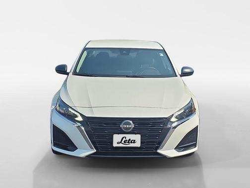 Glacier White 2025 Nissan Altima 2.5 SV