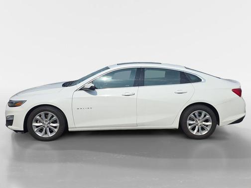 Summit White 2024 Chevrolet Malibu FWD 1LT