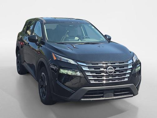 Super Black 2025 Nissan Rogue SV
