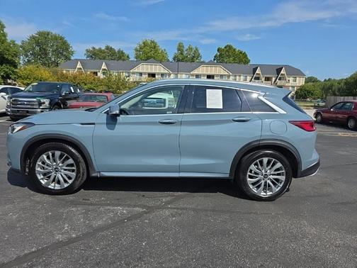 2024 INFINITI QX50 LUXE