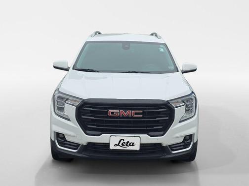 Summit White 2022 GMC Terrain SLT