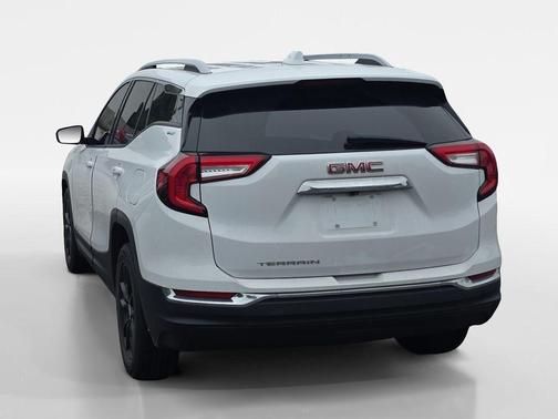 Summit White 2022 GMC Terrain SLT
