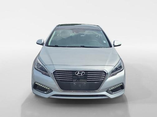 Ion Silver 2017 Hyundai SONATA Hybrid Limited