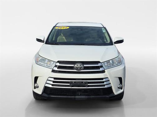 2017 Toyota Highlander LE Plus