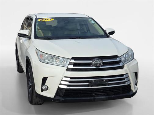 2017 Toyota Highlander LE Plus